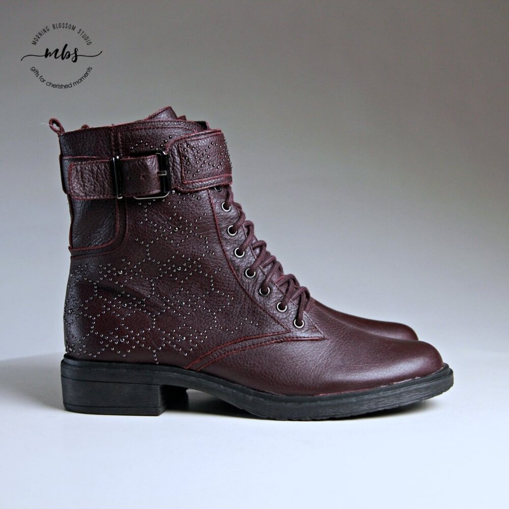 EUC Vince Camuto Tanowie‎ Studded Side Zip Combat Boots Burgundy Women 8.5